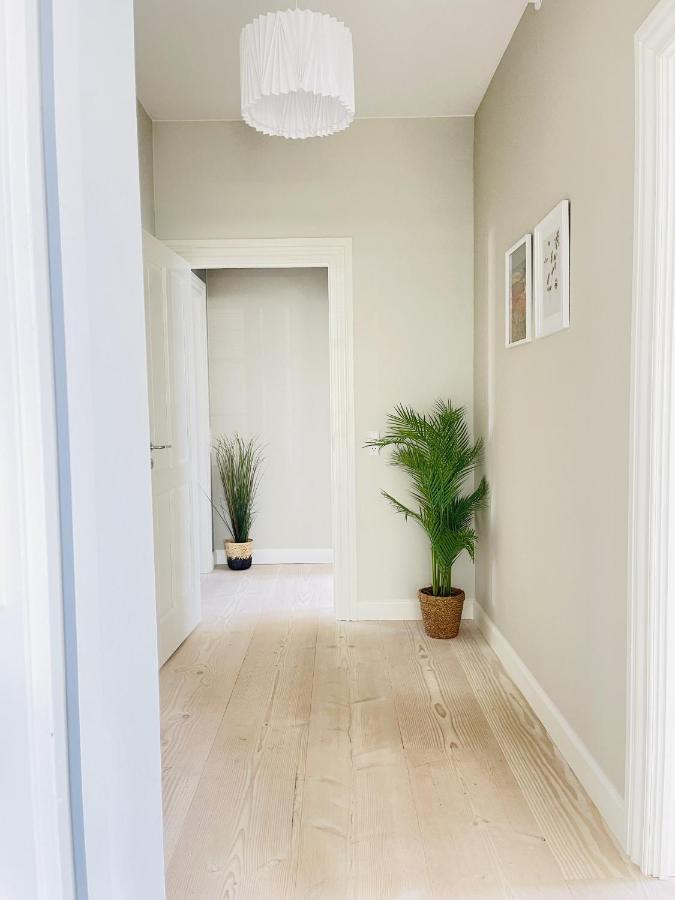 Aday - 2 Bedroom Apartment With Patio 올보르 외부 사진