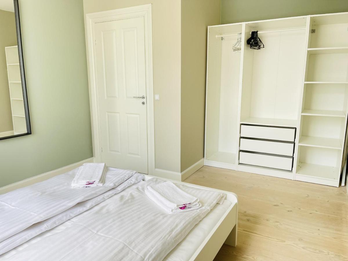 Aday - 2 Bedroom Apartment With Patio 올보르 외부 사진