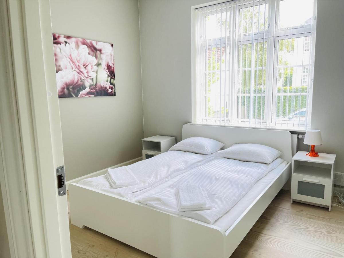 Aday - 2 Bedroom Apartment With Patio 올보르 외부 사진